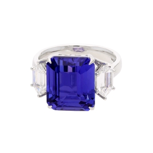 Inel GALA din aur alb de 18k cu tanzanit si diamante 1.16 ct.