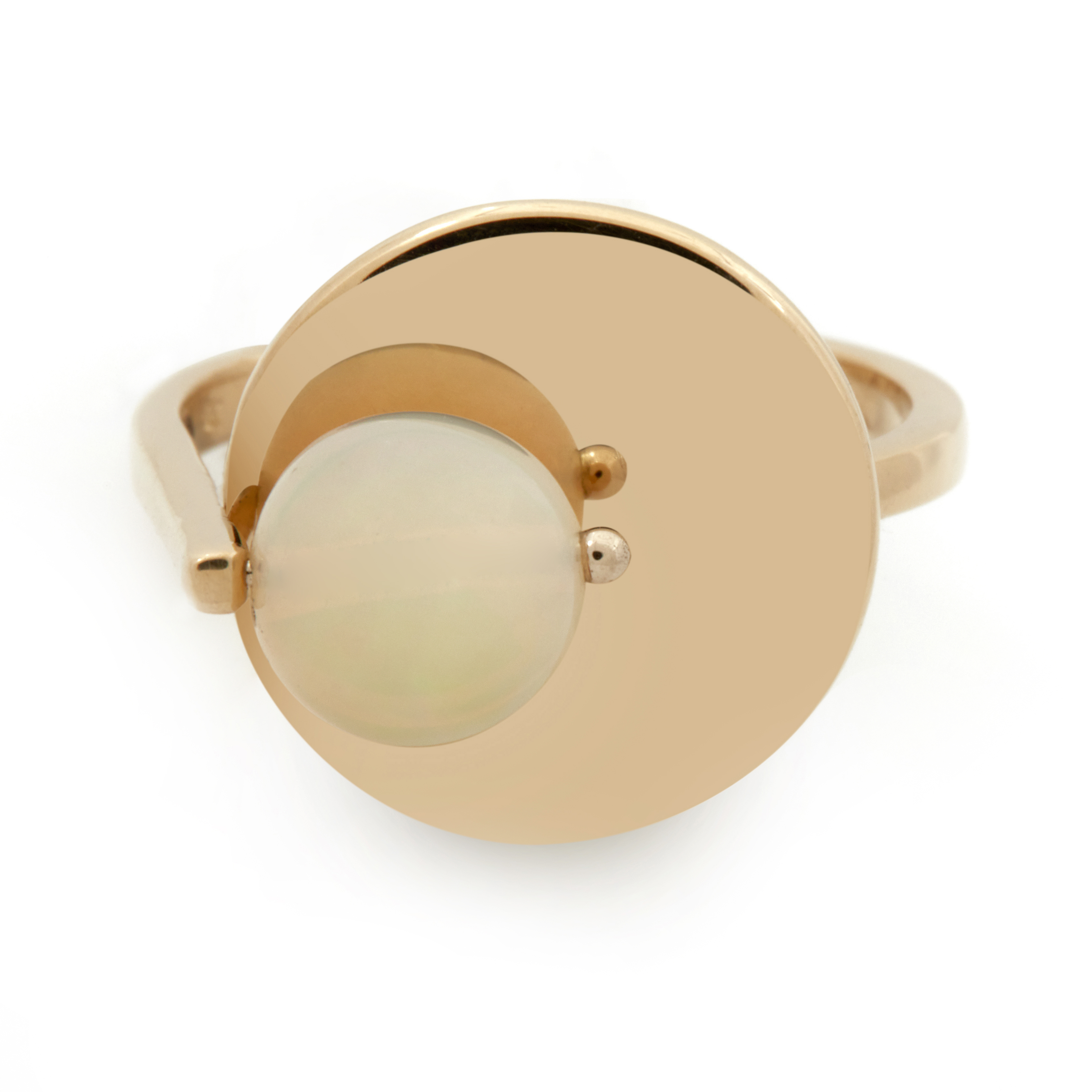 Inel VESTA din aur galben de 18k cu opal