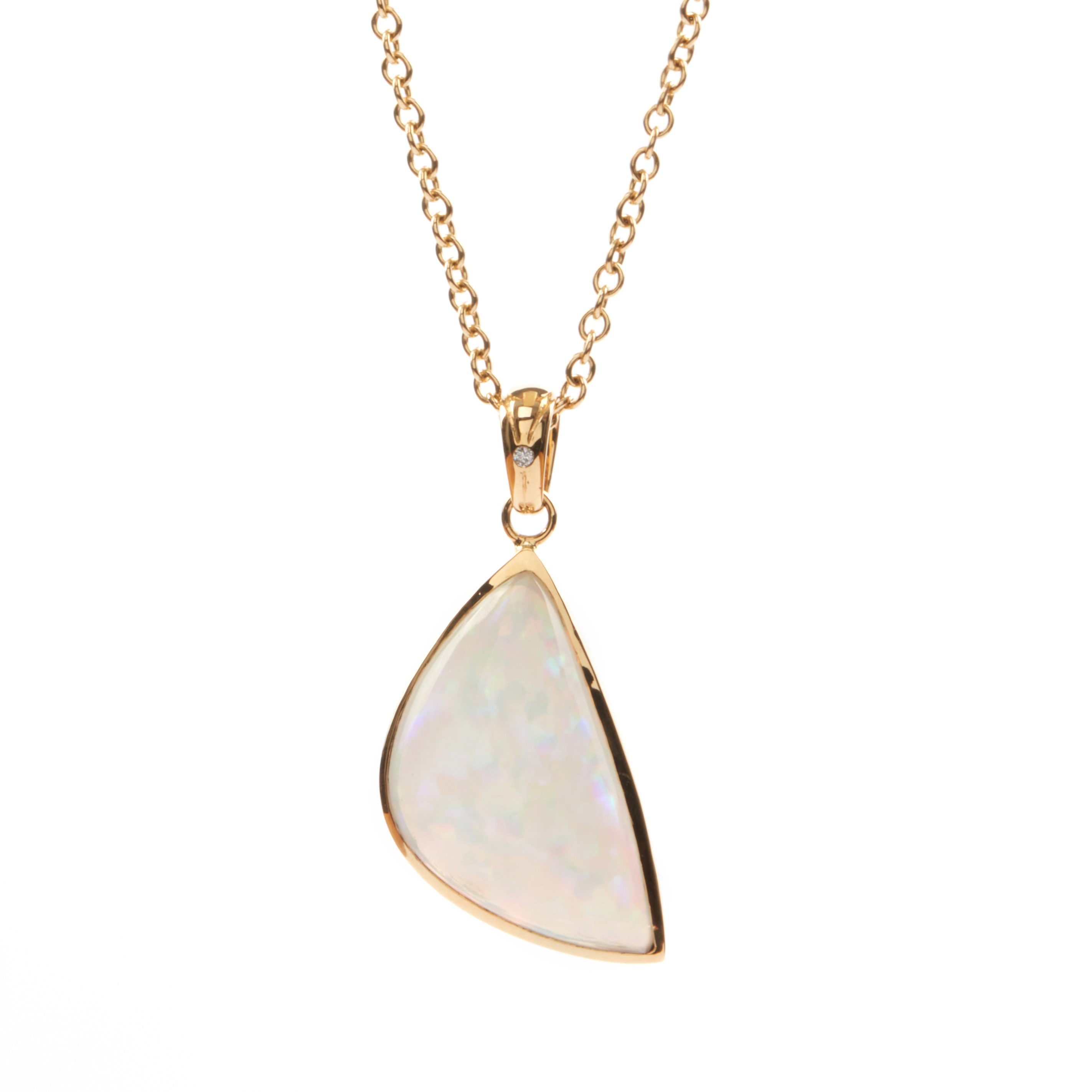 Pandantiv VESTA din aur galben de 18k cu opal si diamant