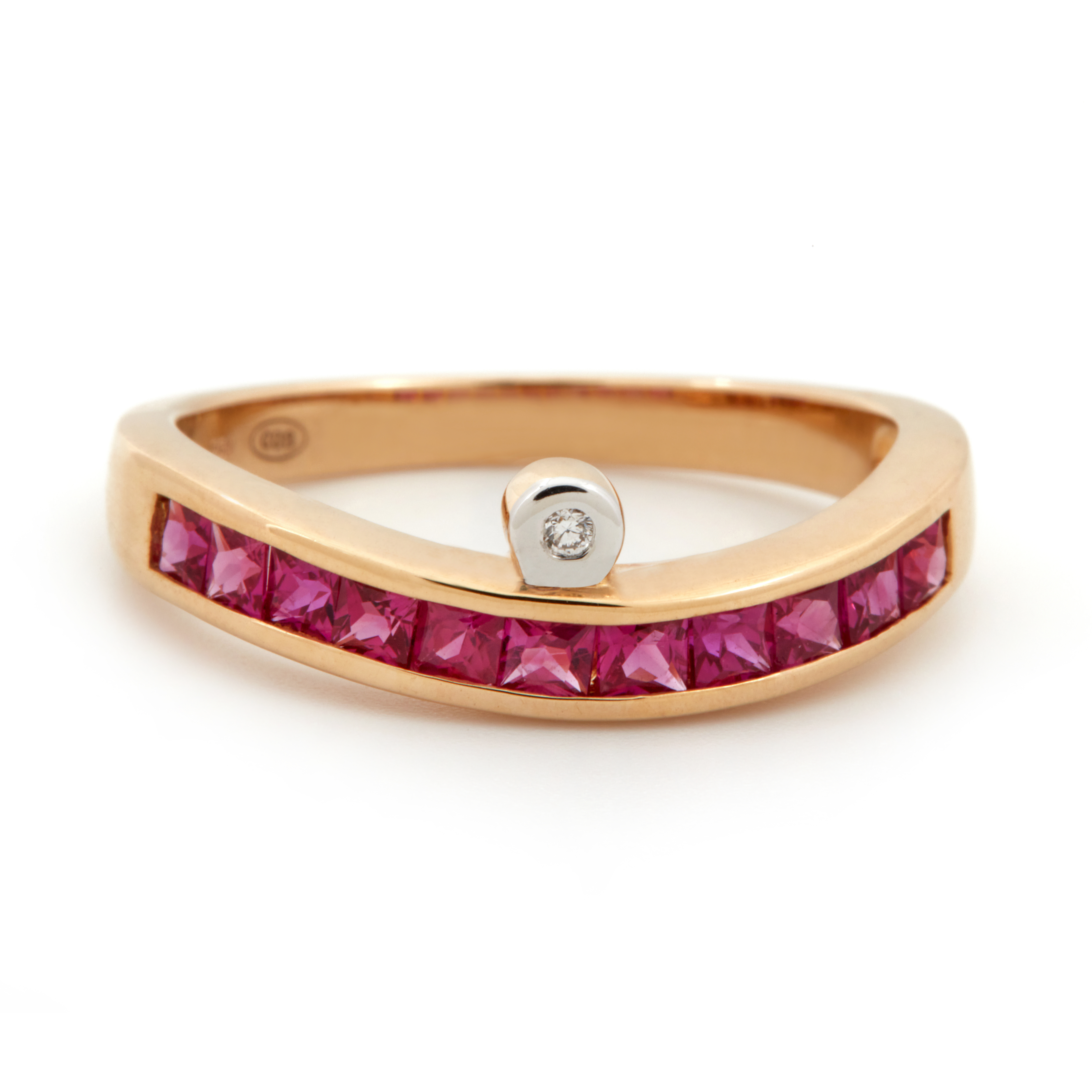 Inel GEMMA din aur galben de 18k cu rubine si diamant