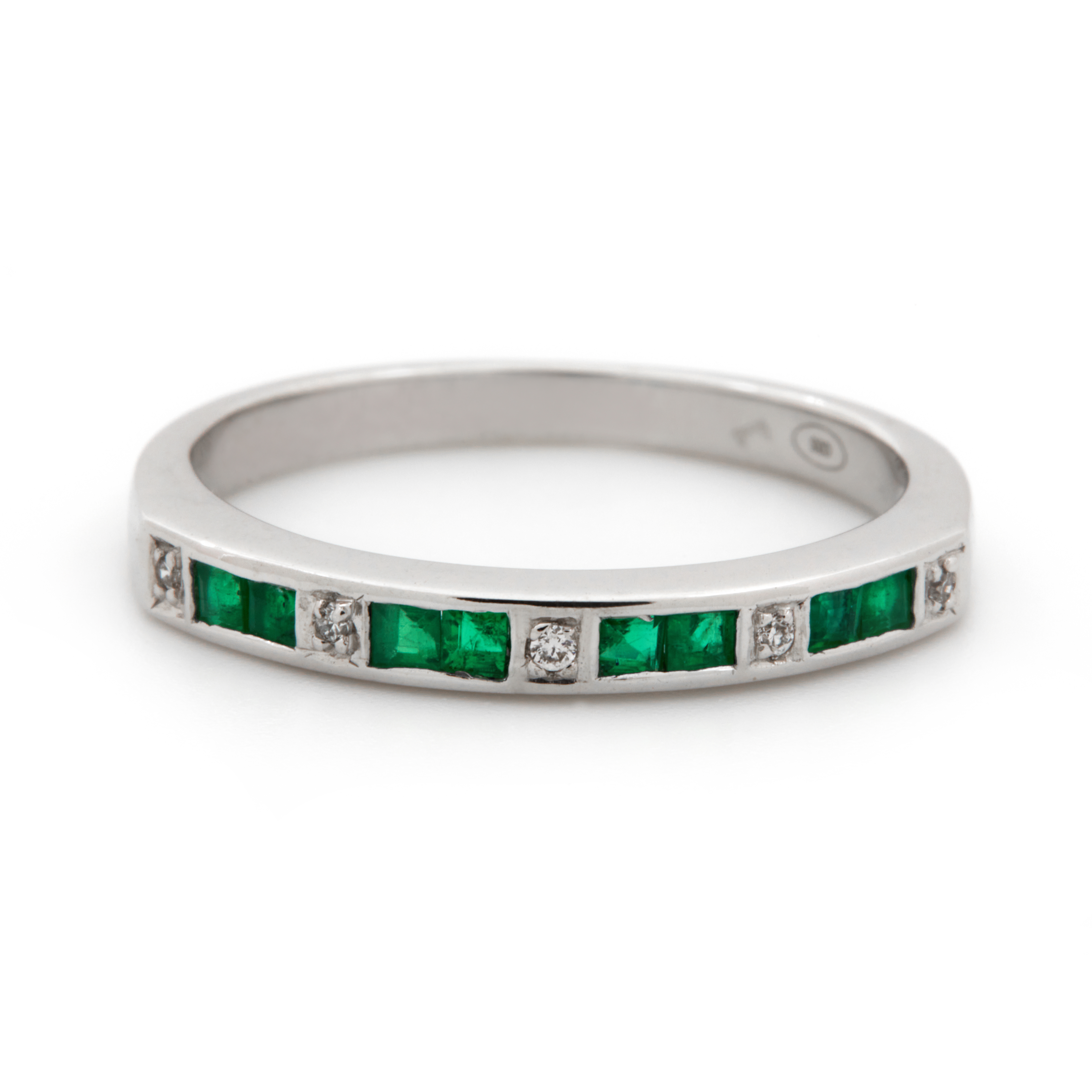 Inel aur alb 18k, smaralde si diamante