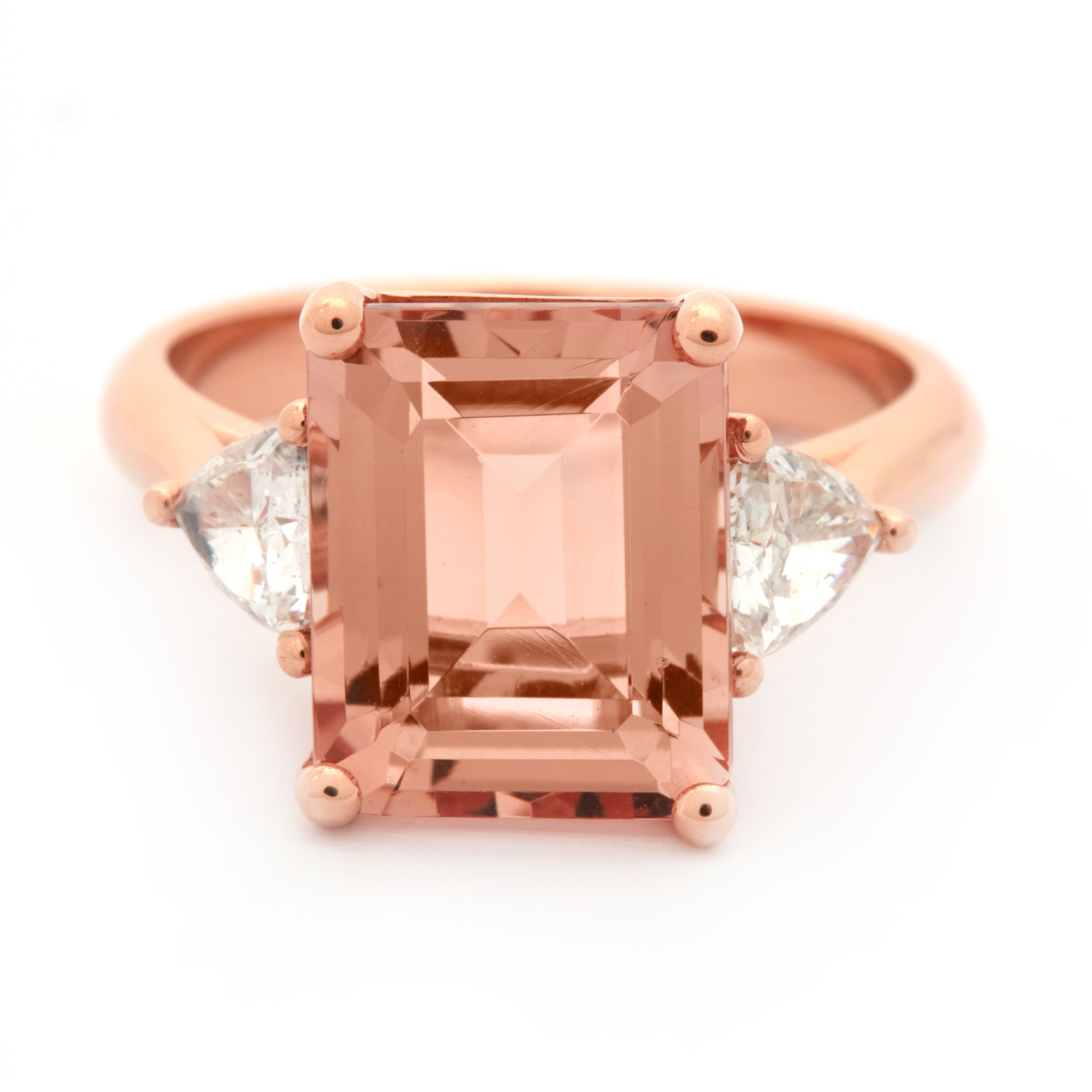 Inel TRIAD din aur roz de 18k cu morganit si diamante (IGI)