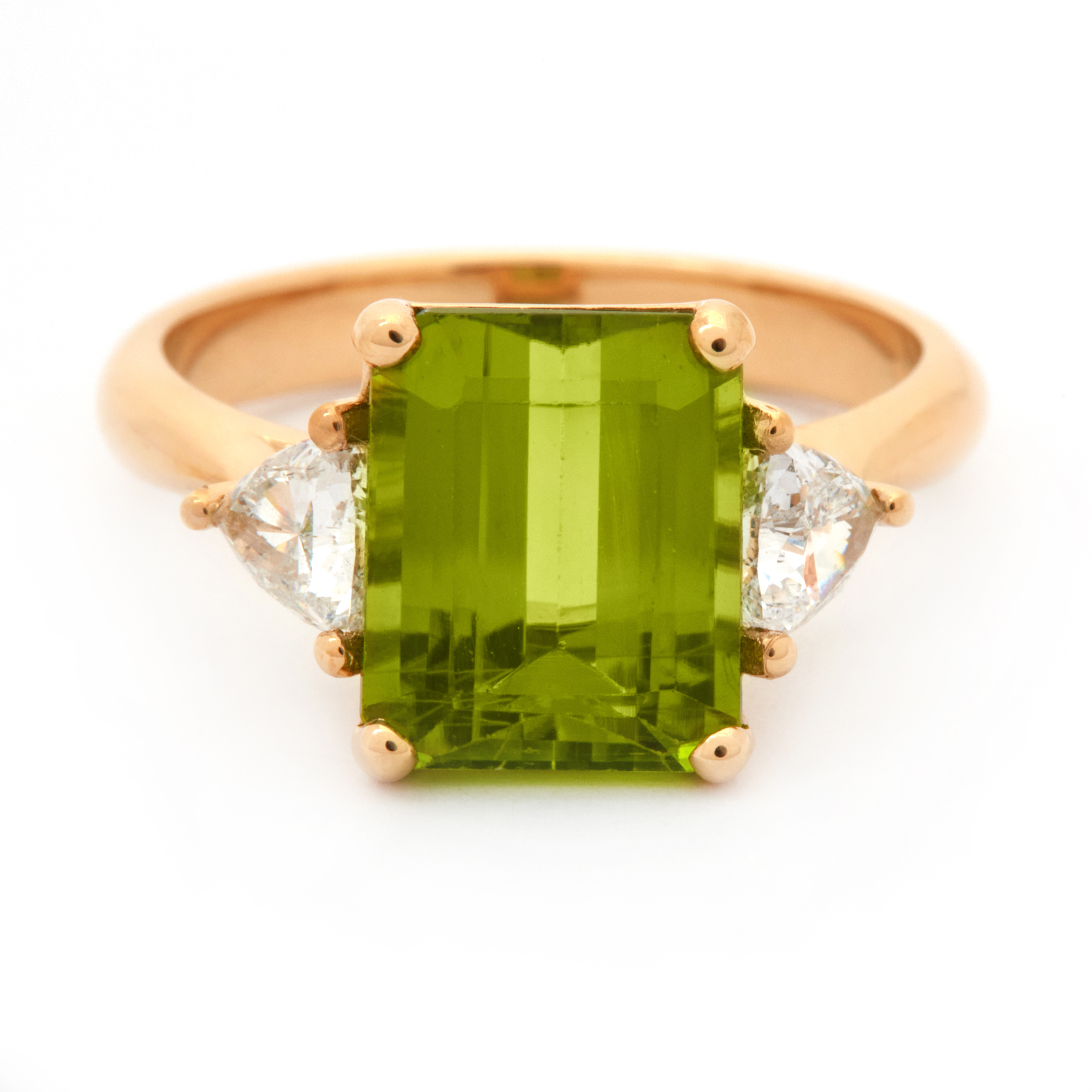 Inel TRIAD din aur galben de 18k cu peridot si diamante (IGI)