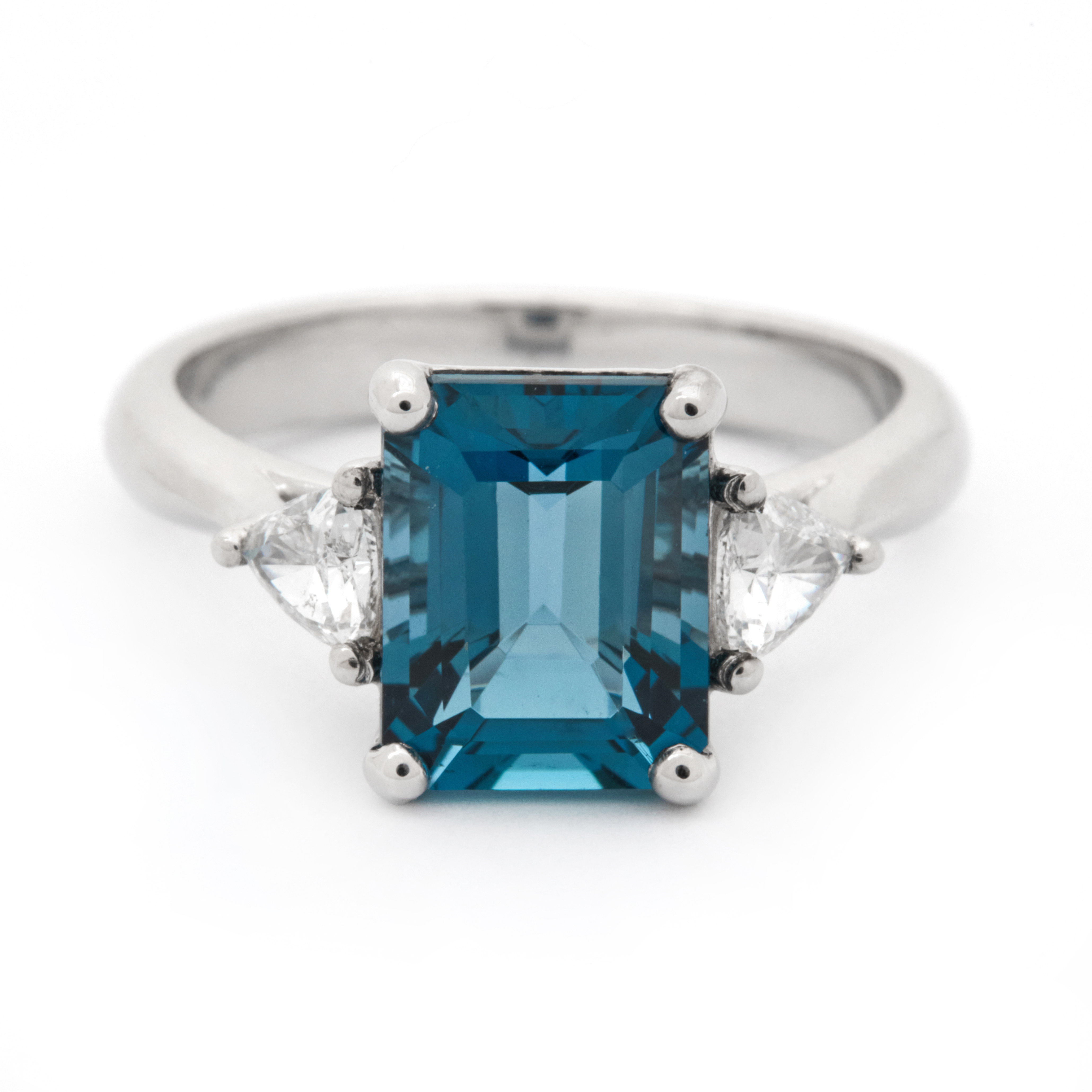Inel TRIAD din aur alb de 18k cu topaz london si diamante