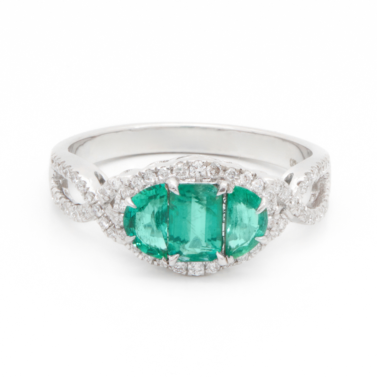 Inel aur alb 18k, smaralde 0.93 ct. si diamante 0.34 ct.