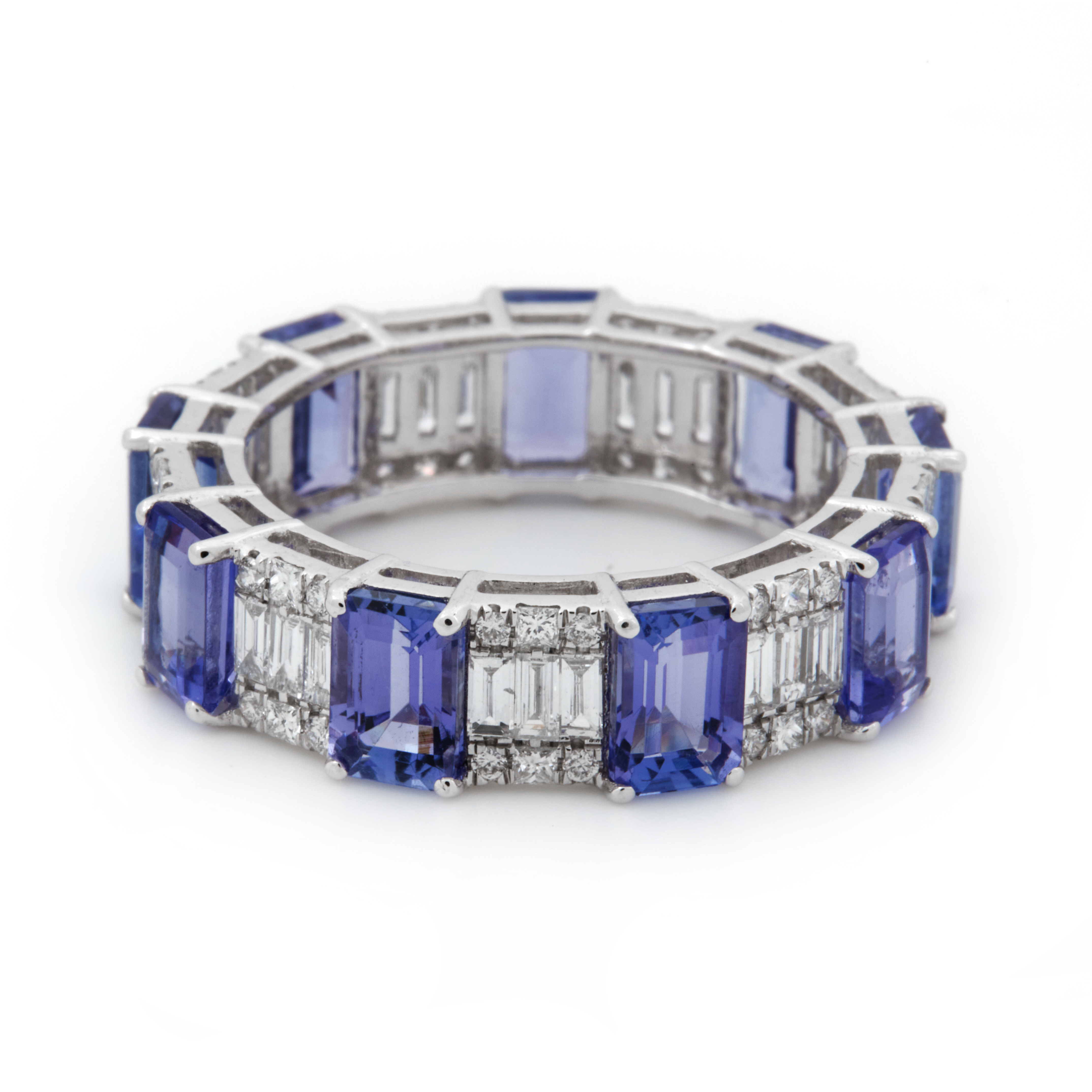 Inel TIMELESS din aur alb de 18k cu tanzanit si diamante