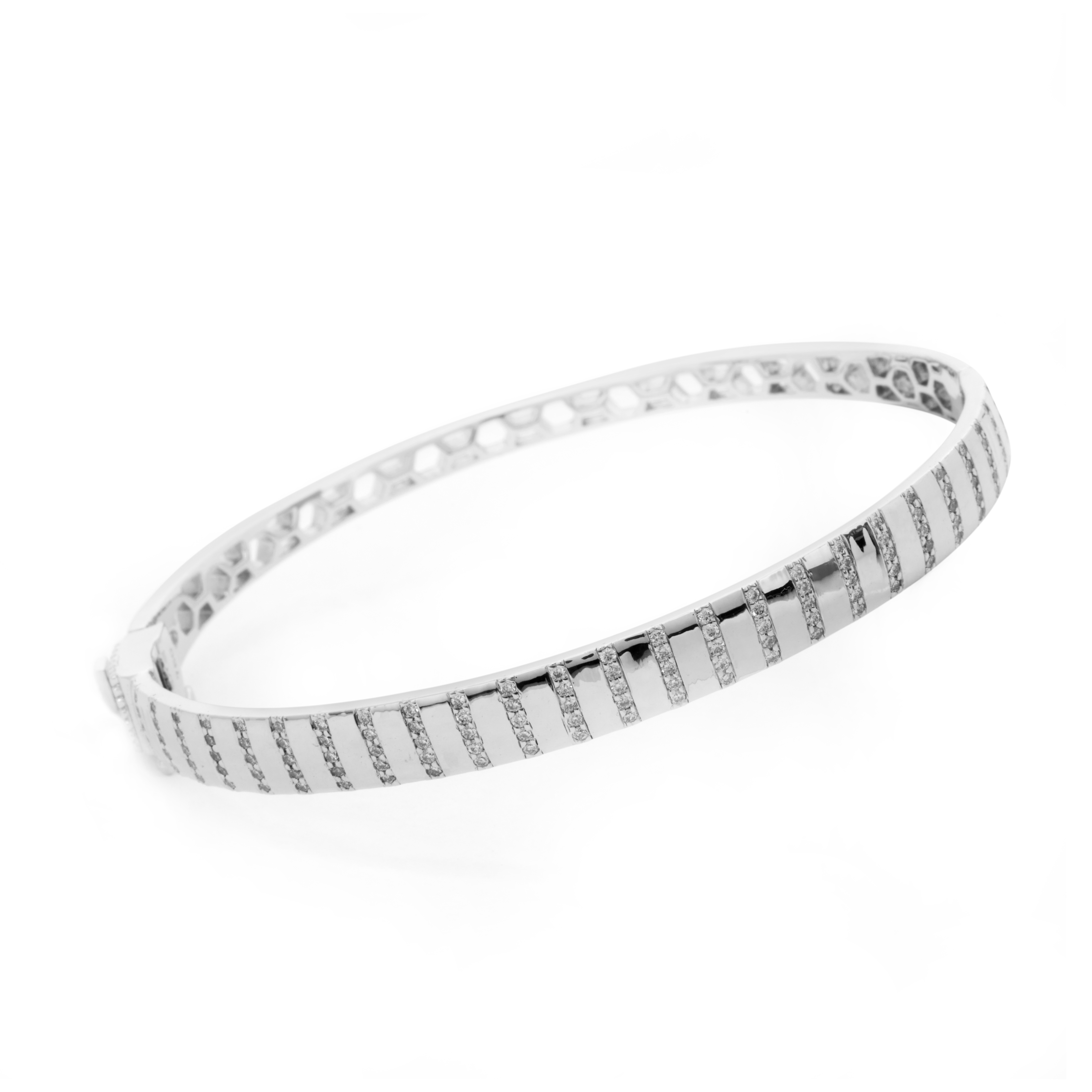 Bratara fixa DIAMONDS din aur alb de 18k cu diamante (0.56 ct.)