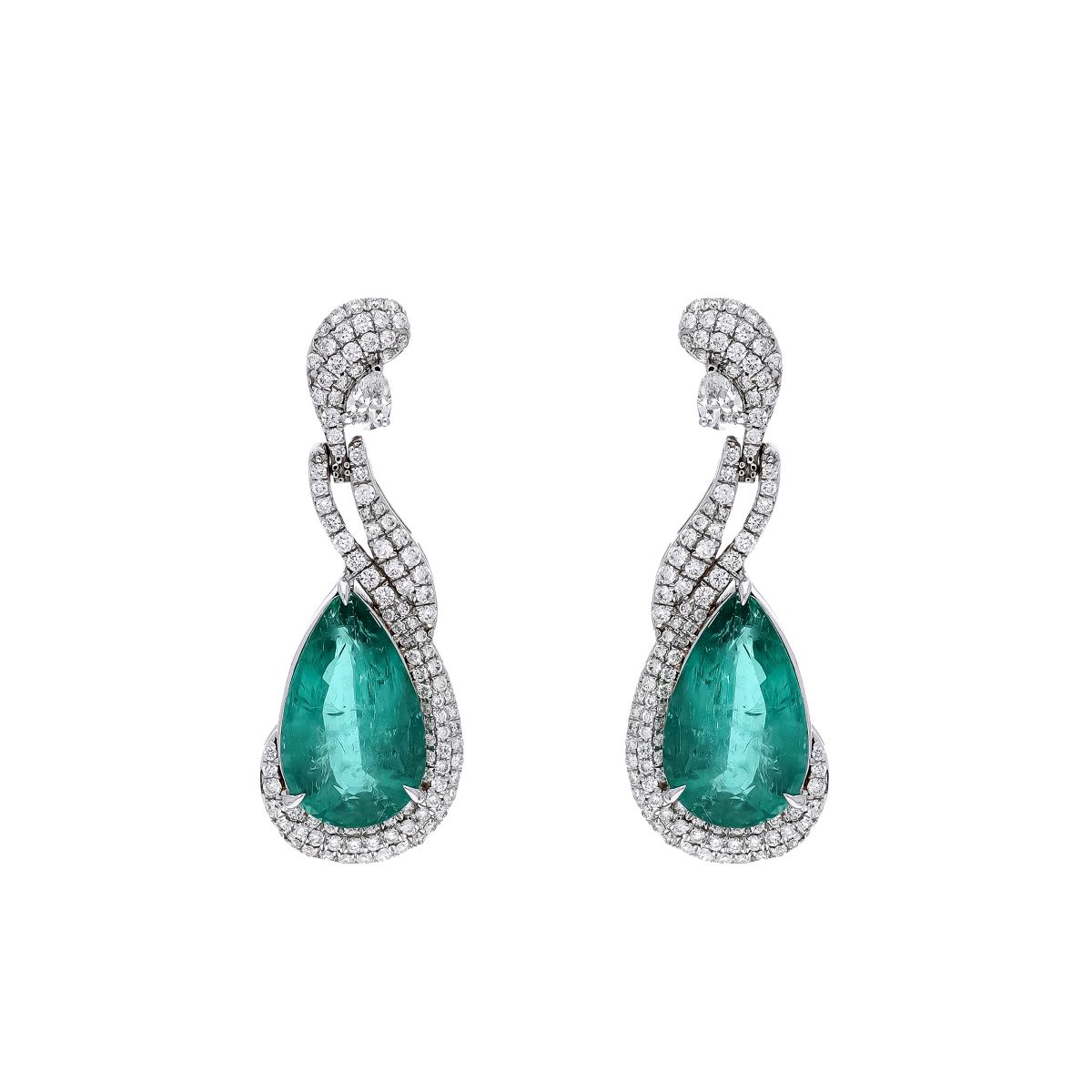 Cercei GALA din aur alb de 18k cu smaralde (9.72 ct.) si diamante (1.49 ct.)
