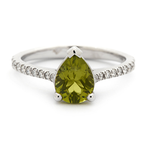 Inel TIMELESS din aur alb de 18k cu peridot si diamante